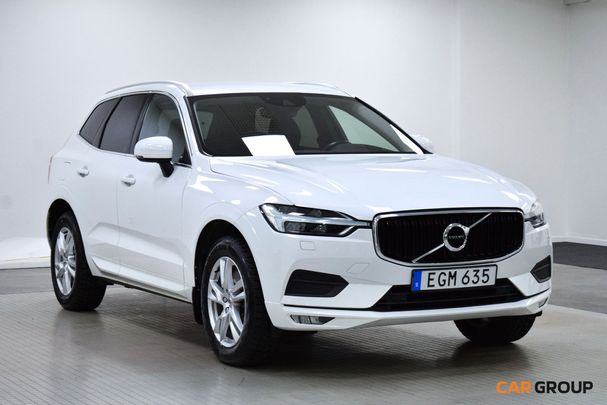 Volvo XC60 D4 AWD Geartronic Momentum 140 kW image number 2