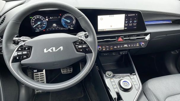 Kia Niro e 64 kWh 150 kW image number 14