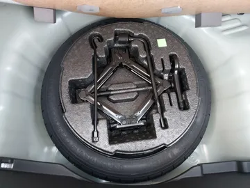 Car image 31