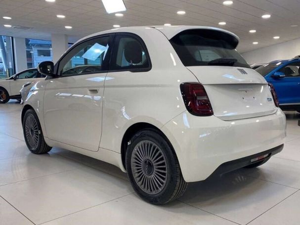 Fiat 500 e 42 kWh 87 kW image number 17