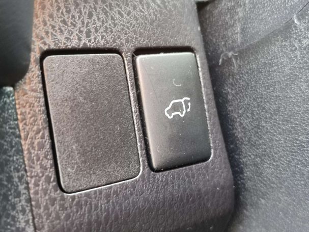 Toyota RAV 4 2.5 Hybrid 145 kW image number 34