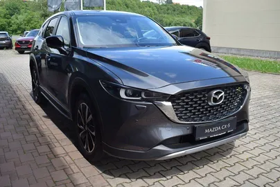 Car image 5