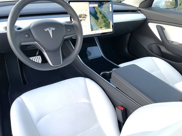 Tesla Model 3 Performance AWD 375 kW image number 6