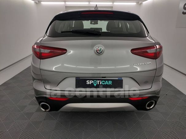 Alfa Romeo Stelvio 2.2 Diesel AT8 Super 140 kW image number 4