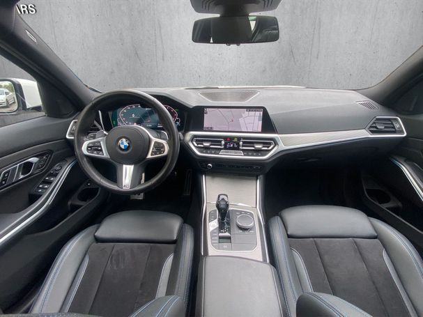 BMW 330 e M Sport 215 kW image number 15