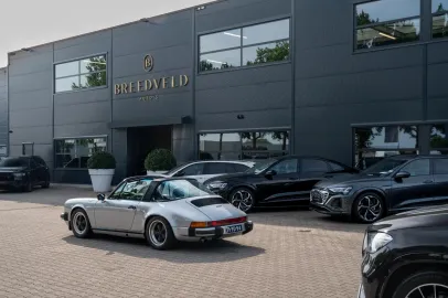 Car image 37
