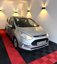 Car image 3