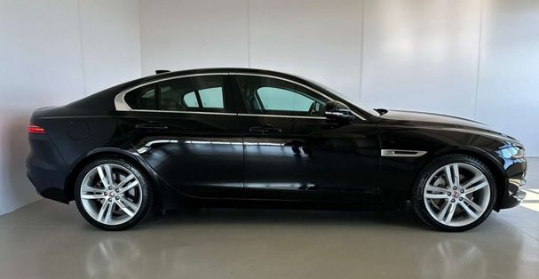 Jaguar XE 132 kW image number 2