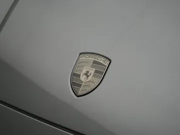 Car image 42