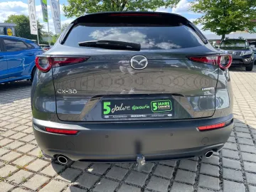 Car image 28