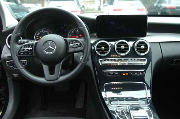 Mercedes-Benz C 220 d T 143 kW image number 9