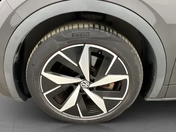 Car image 38