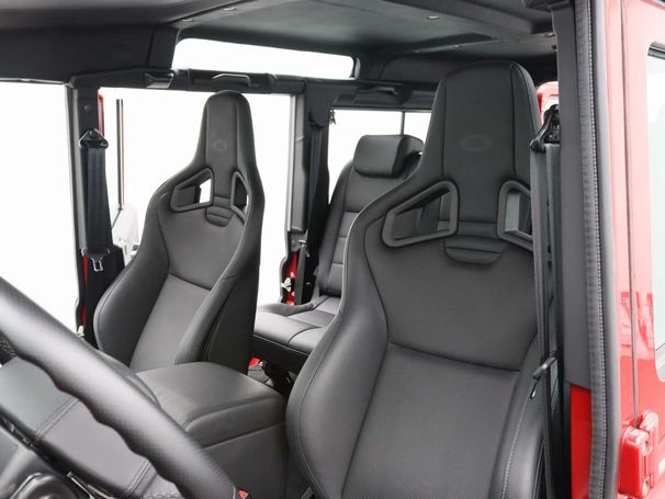 Land Rover Defender 291 kW image number 29