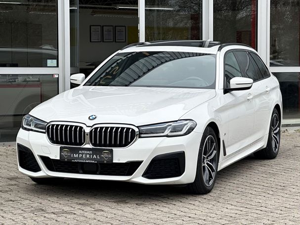 BMW 530d Touring M Sport xDrive 210 kW image number 1