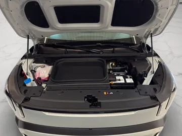 Car image 46