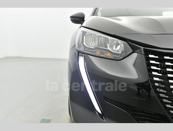 Peugeot 208 PureTech 100 EAT8 Allure 74 kW image number 31