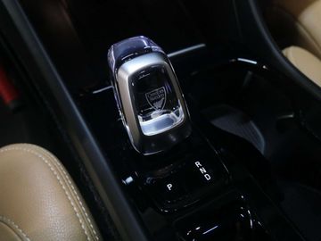 Car image 36