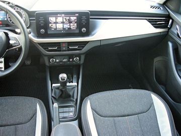 Car image 16