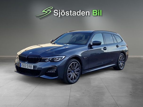 BMW 330e Touring M Sport xDrive Steptronic 216 kW image number 1