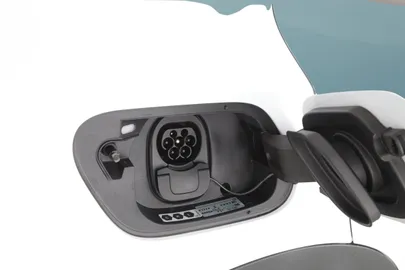 Car image 26