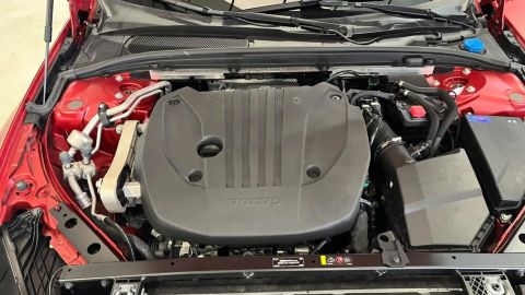 Car image 26