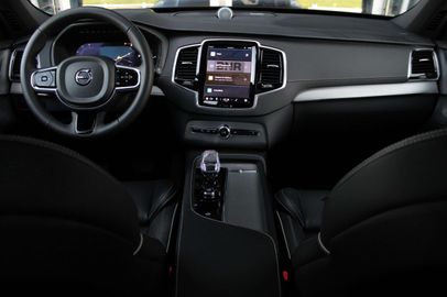 Car image 35