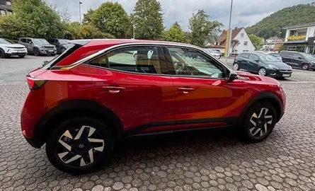 Car image 5
