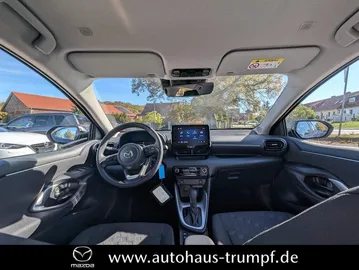 Car image 25