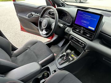 Car image 15