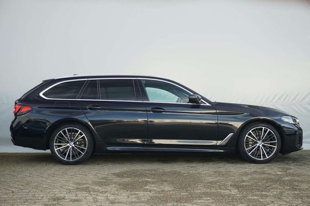 BMW 530 Touring 215 kW image number 3