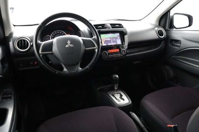 Car image 37