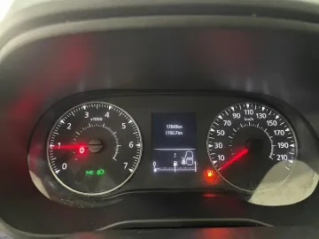 Car image 34