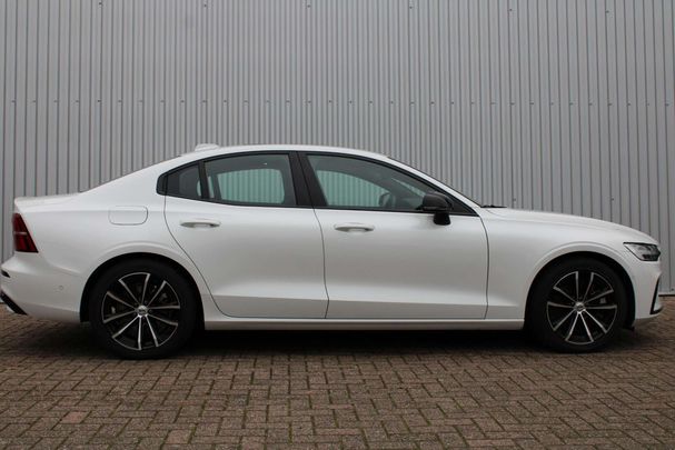 Volvo S60 AWD T8 257 kW image number 2