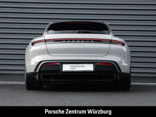 Porsche Taycan 4 Cross Turismo 350 kW image number 6