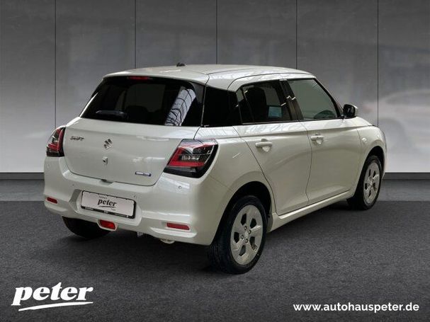 Suzuki Swift Hybrid Comfort ALLGRIP 61 kW image number 2