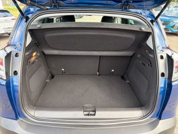 Car image 27