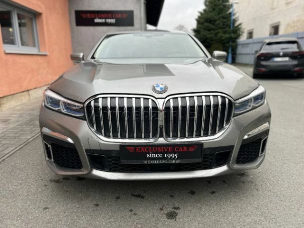 BMW 745Le xDrive M Sport 290 kW image number 8