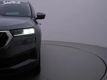 Car image 33