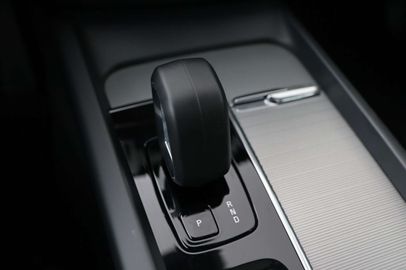 Car image 35