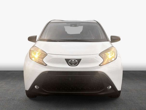 Toyota Aygo X 53 kW image number 2