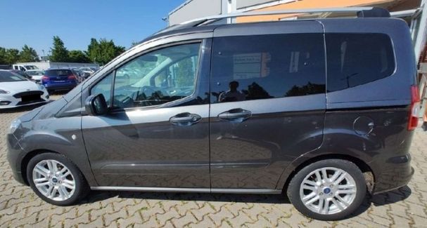 Ford Tourneo Courier 1.5 TDCi Titanium 74 kW image number 7