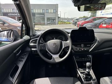 Car image 26