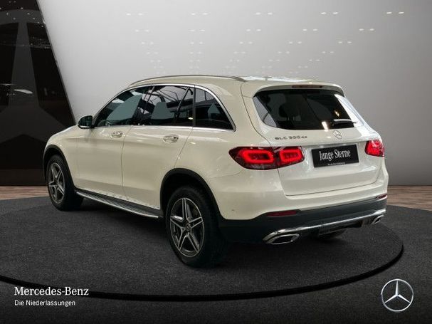 Mercedes-Benz GLC 300 de 225 kW image number 8