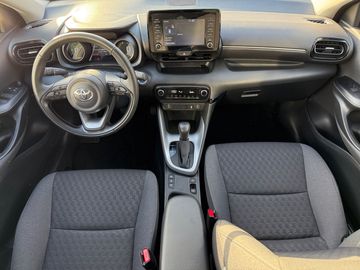 Car image 8