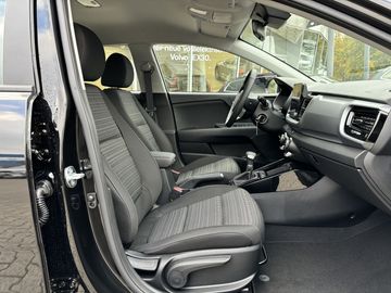 Car image 26