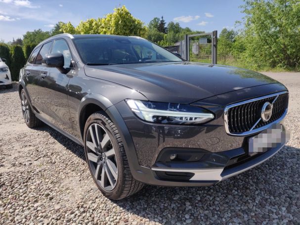 Volvo V90 Cross Country B6 AWD Ultimate 221 kW image number 10