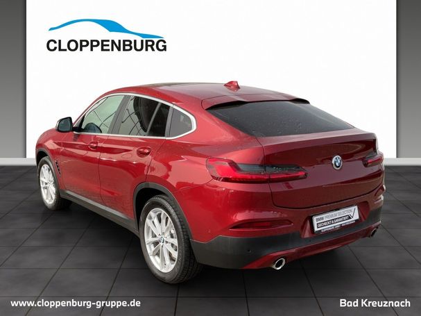 BMW X4 xDrive30i Advantage 185 kW image number 4