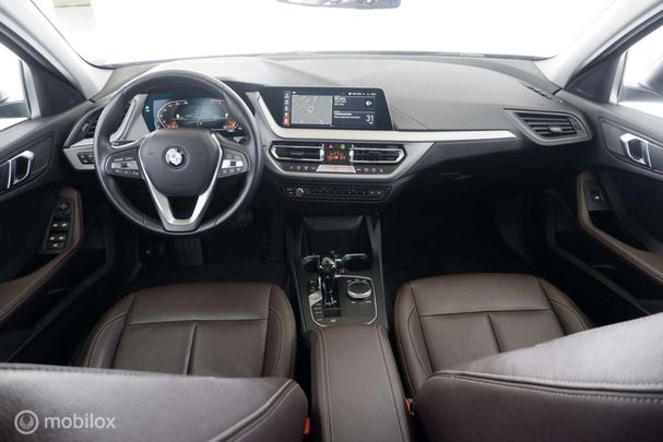 BMW 118i 103 kW image number 10