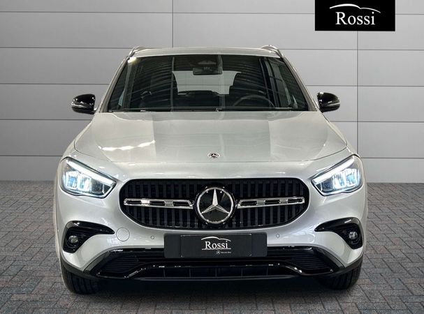 Mercedes-Benz GLA 200 d 110 kW image number 2