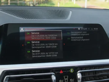 Car image 35